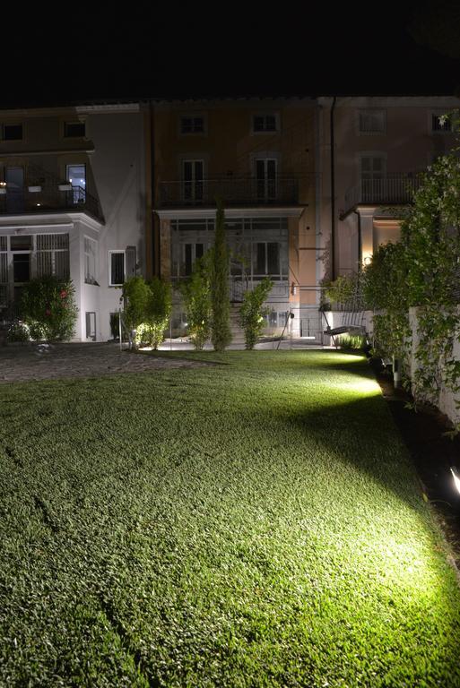 Апартаменты Residenza Cece' Лекко Экстерьер фото